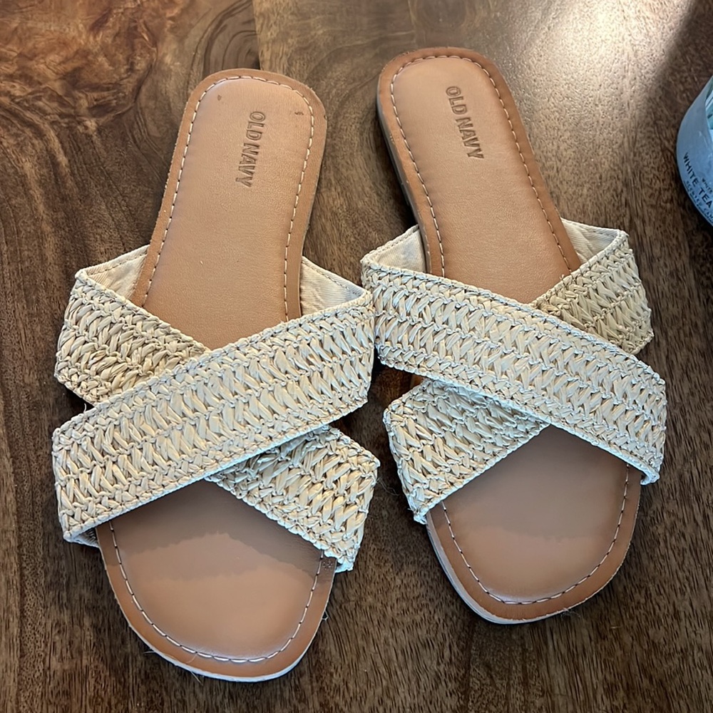 Old Navy Flats 8 - Picture 2 of 6